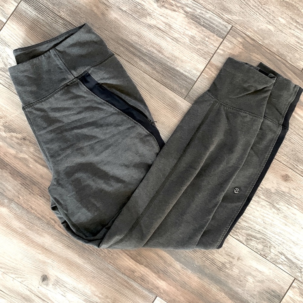 Lululemon joggers